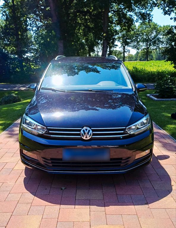 Image of Volkswagen Touran
