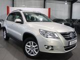 Volkswagen Tiguan 1.4 TSI FREESTYLE NAVI+,TEMPOMAT,SHZ,PDC - Volkswagen Tiguan mit Benzin-Antrieb: Geländewagen, Freestyle