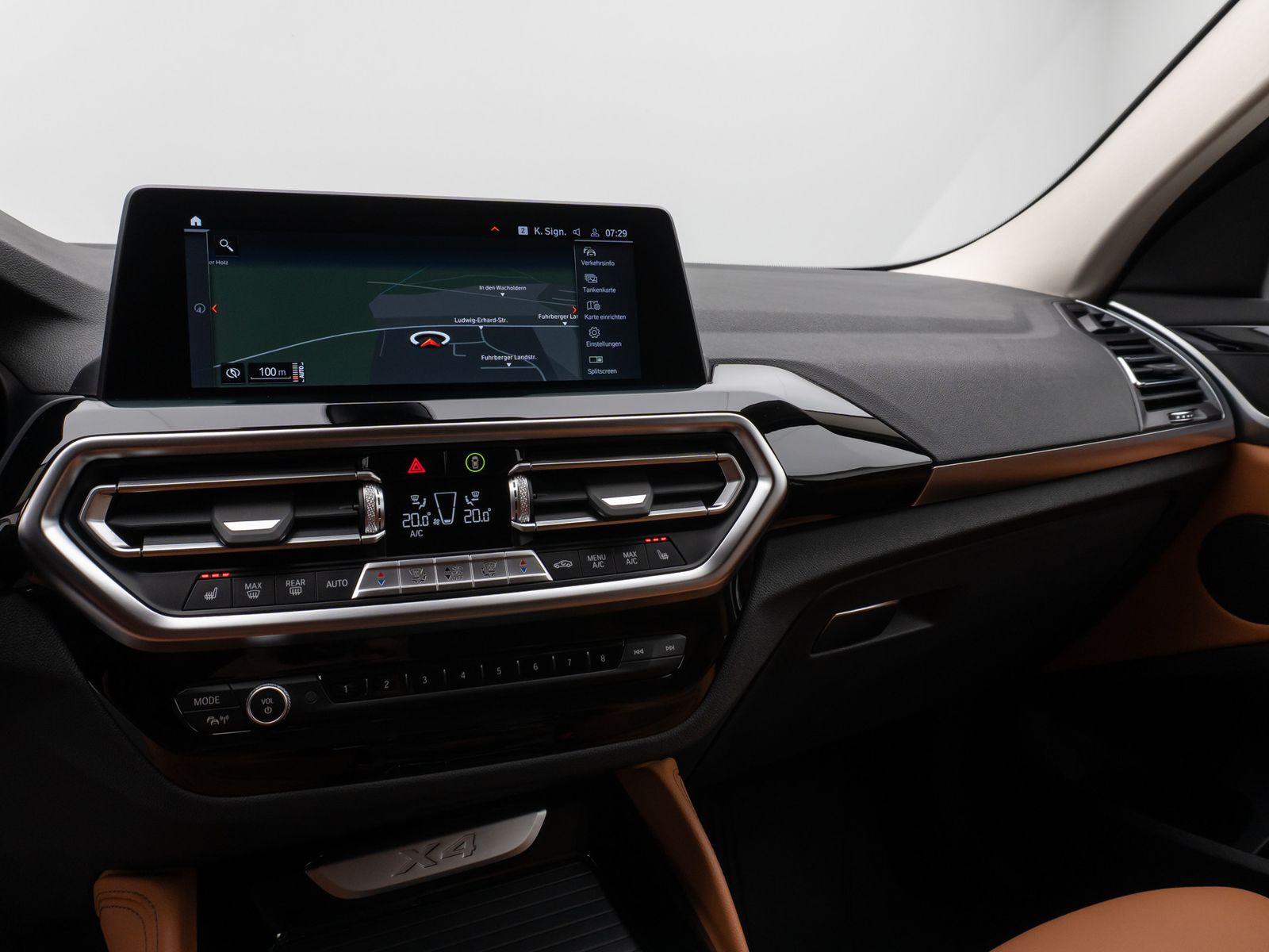 Fahrzeugabbildung BMW X4 xD30d Kamera DAB CockPitPlus AHK Sport LED