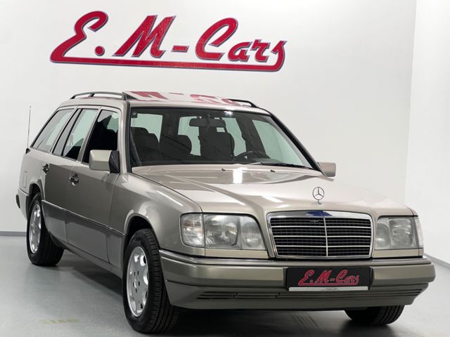 Mercedes-Benz E 320 T-Model*Schalter*7 Sitzer*D-KFZ*Top Gepfl.