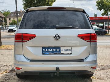 Volkswagen Touran - 6