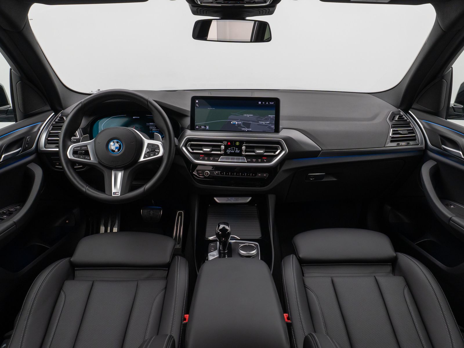 Fahrzeugabbildung BMW X3 xD30e M Sport Kamera Laser HUD DAB HiFi AHK