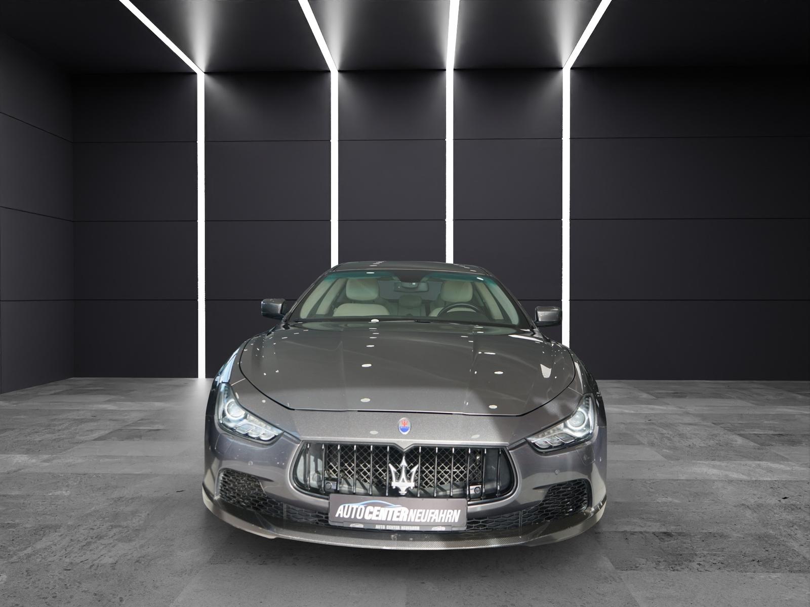 Maserati Ghibli Q4 S+NAVI+KAMERA+455PS+Motorschaden