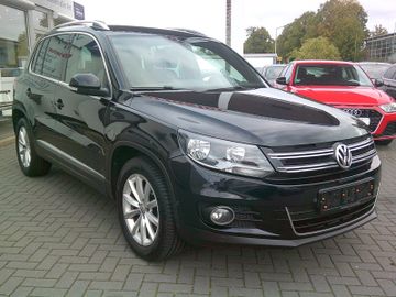Volkswagen Tiguan - 2