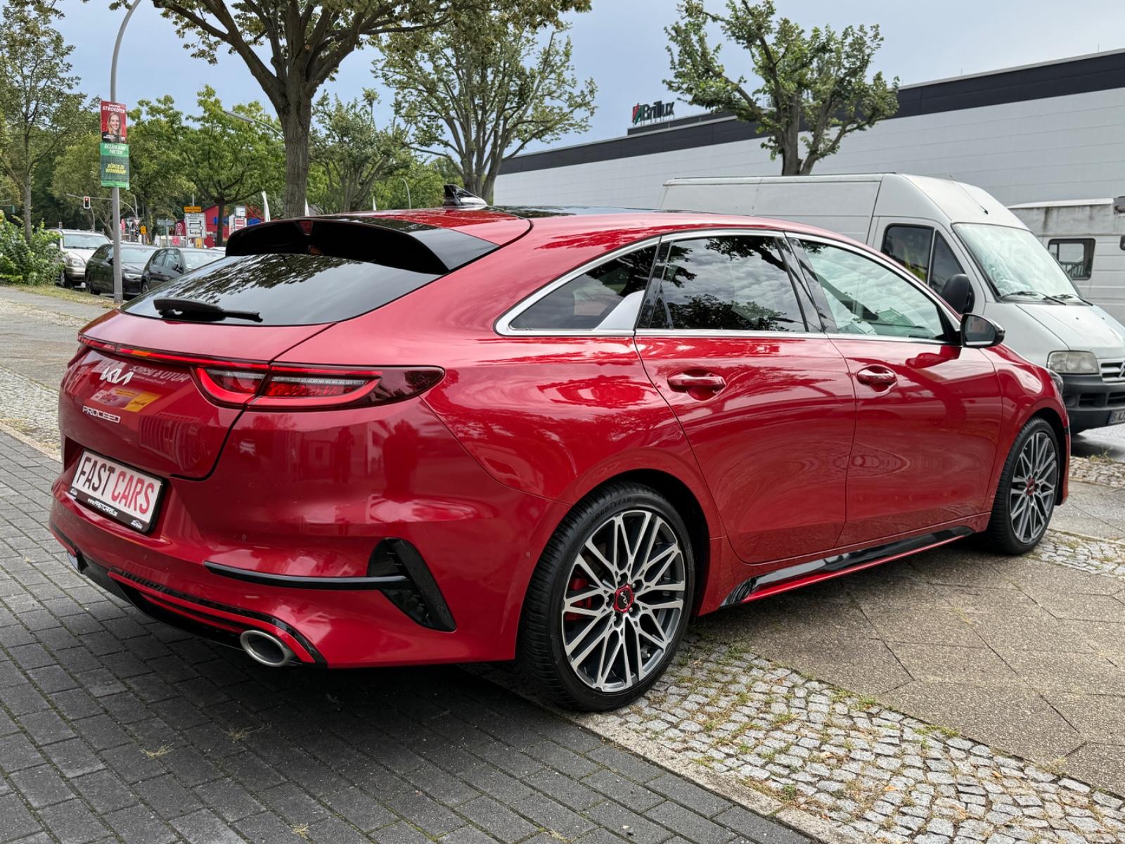 Kia ProCeed GT Sport 1.6 Pano ACC Alcantara Memory