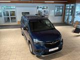 Opel Combo Life E Ultimate - blaue Opel Combo