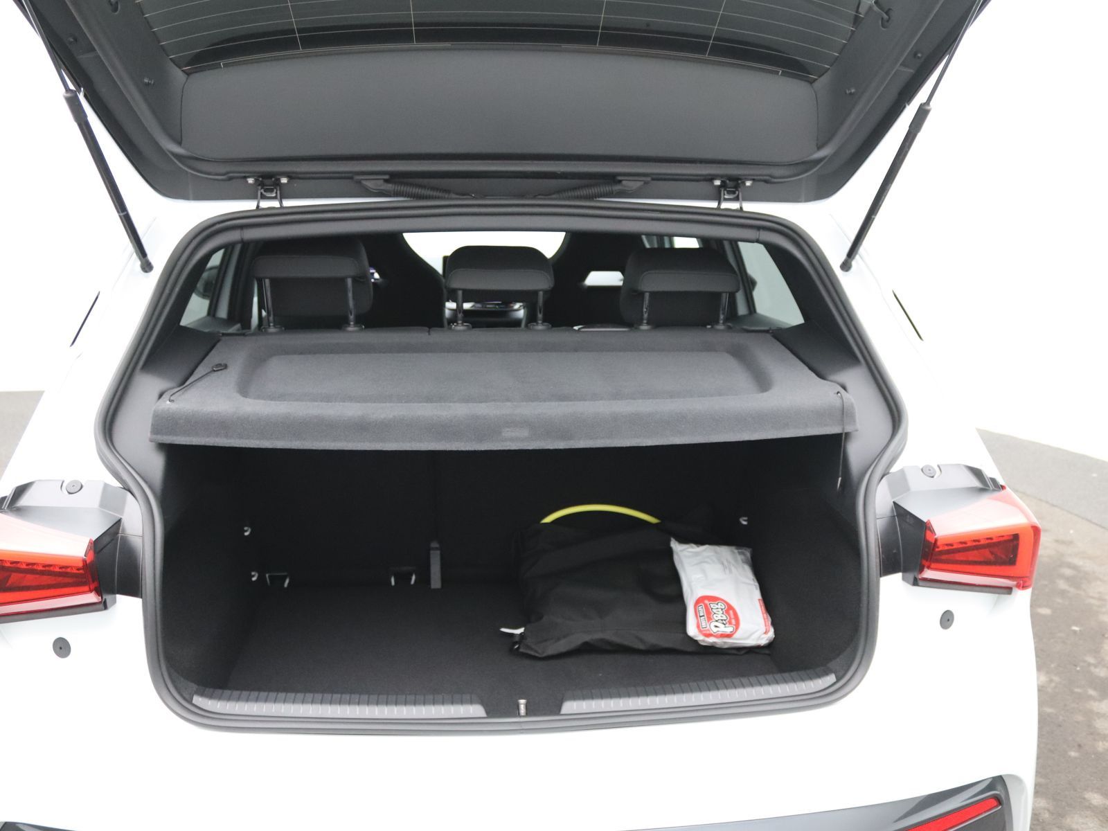 Cupra Born - Bild 8