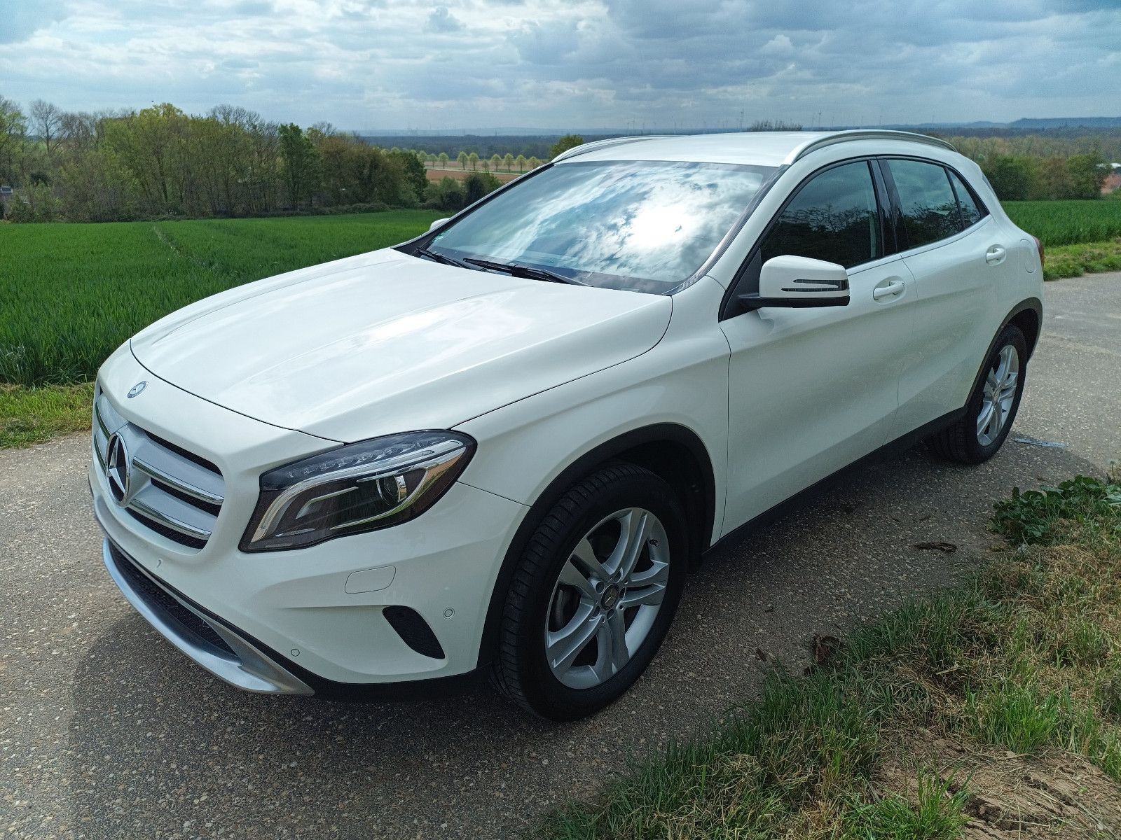MERCEDES-BENZ GLA 180 SCORE! SCORE!