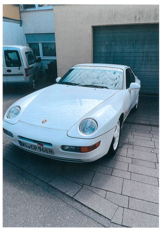 Porsche 968