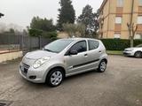 Suzuki Alto Utilitaria Suzuky GPL di serie - graue Suzuki Alto