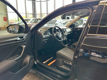 MYAUTOCENTER – Gebraucht- und Jahreswagen mit Werkstattservice in Pfaffenhofen Volkswagen T-Roc Style *LED*Unfallfrei*TÜV*PDC*