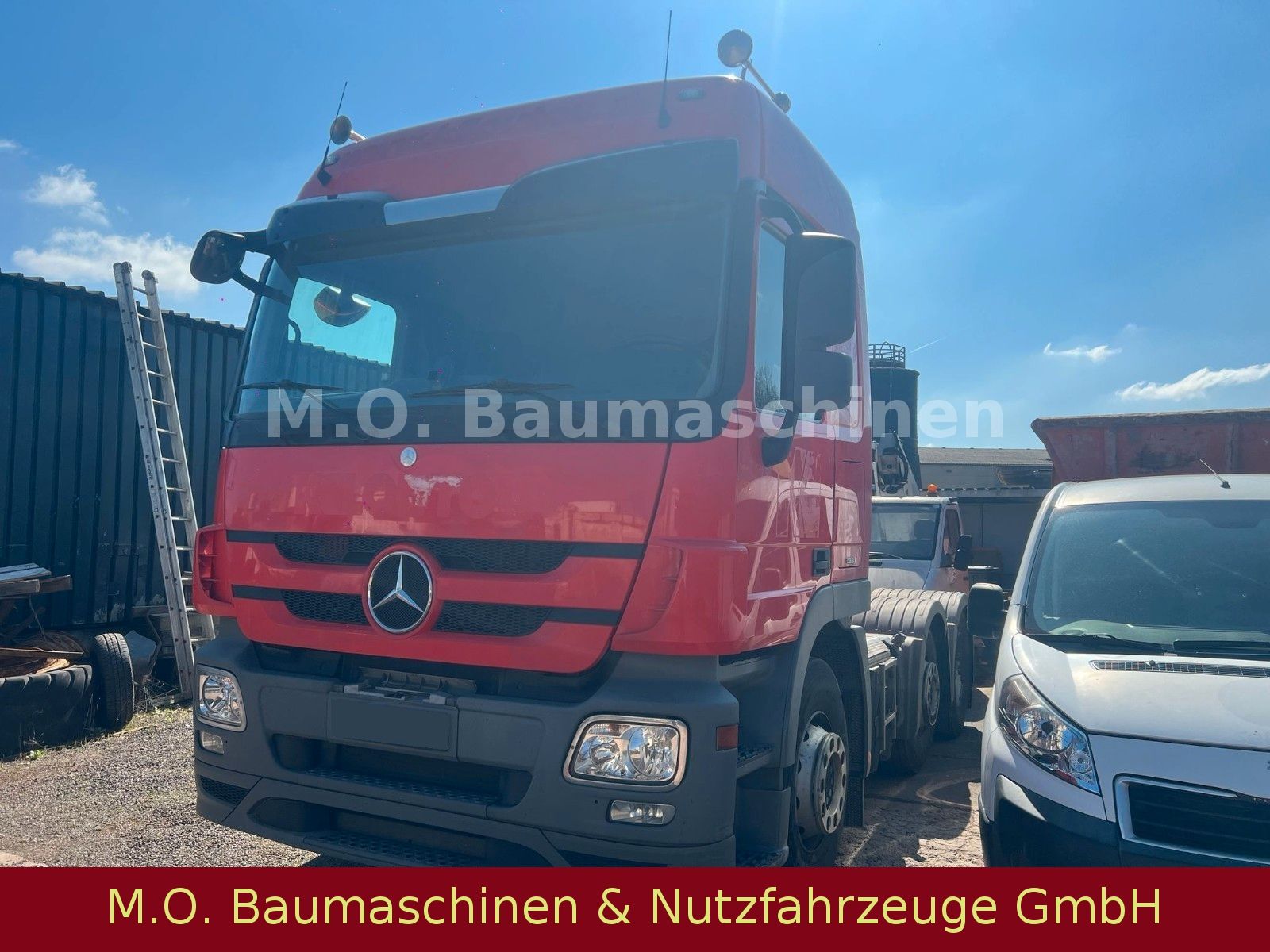 Fahrzeugabbildung Mercedes-Benz Actros 2544 LS / Euro 5 / 6x2 /