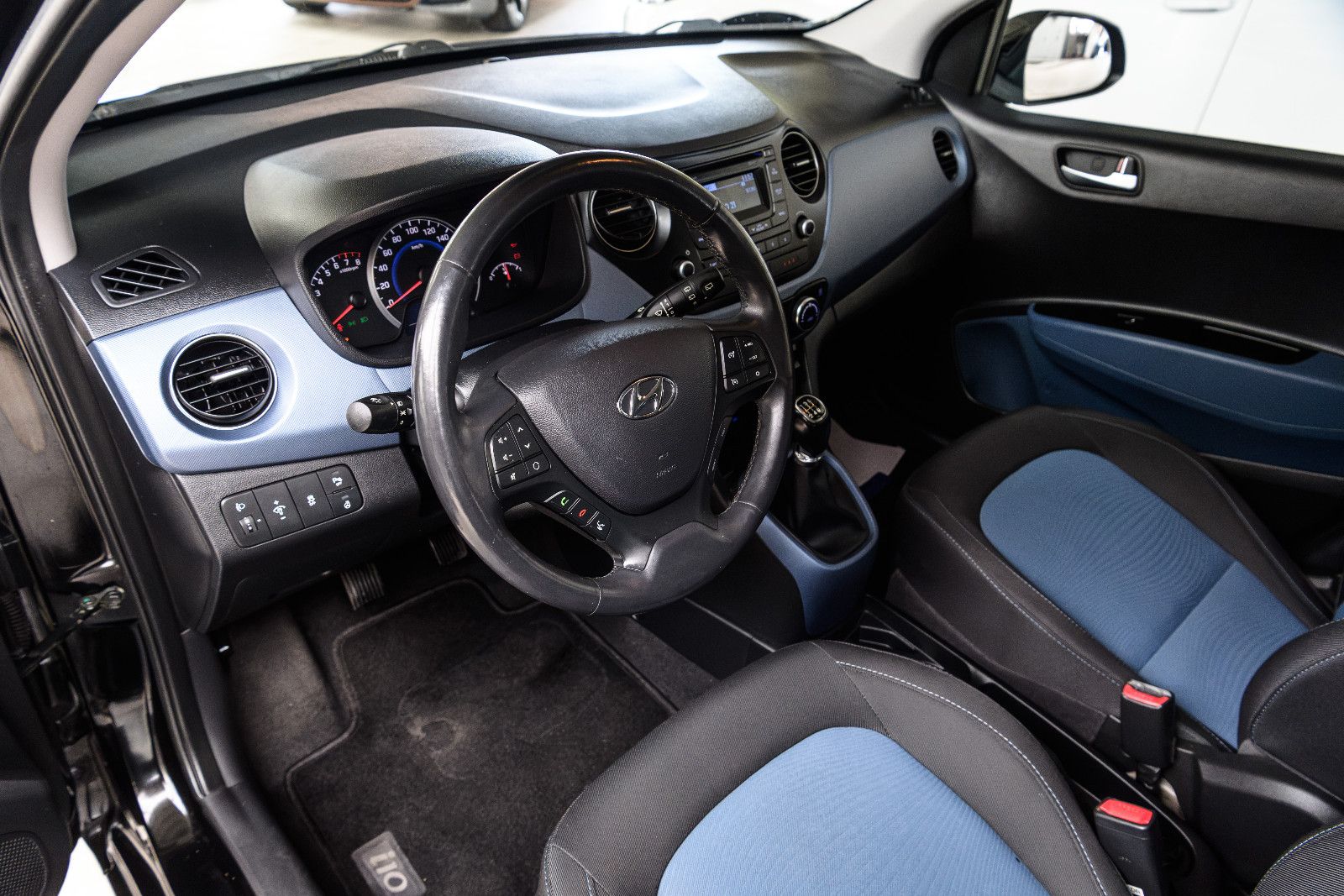 Fahrzeugabbildung Hyundai i10 GO! FIFA World Cup Edition  erst 29950 KM