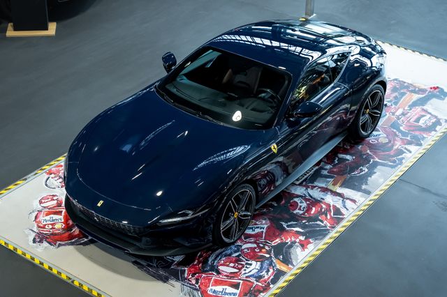 FERRARI Roma