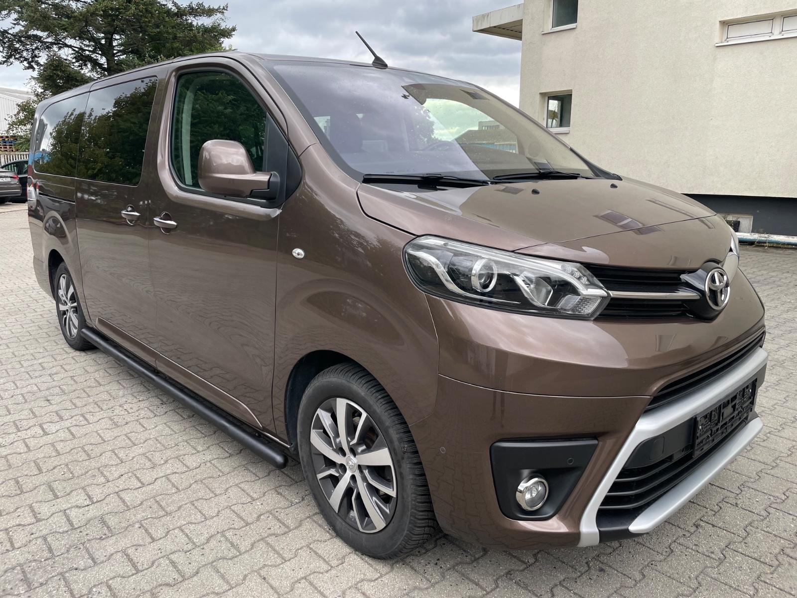 Toyota Proace (Verso) 2,0-l-D-4D 130kW Family Auto