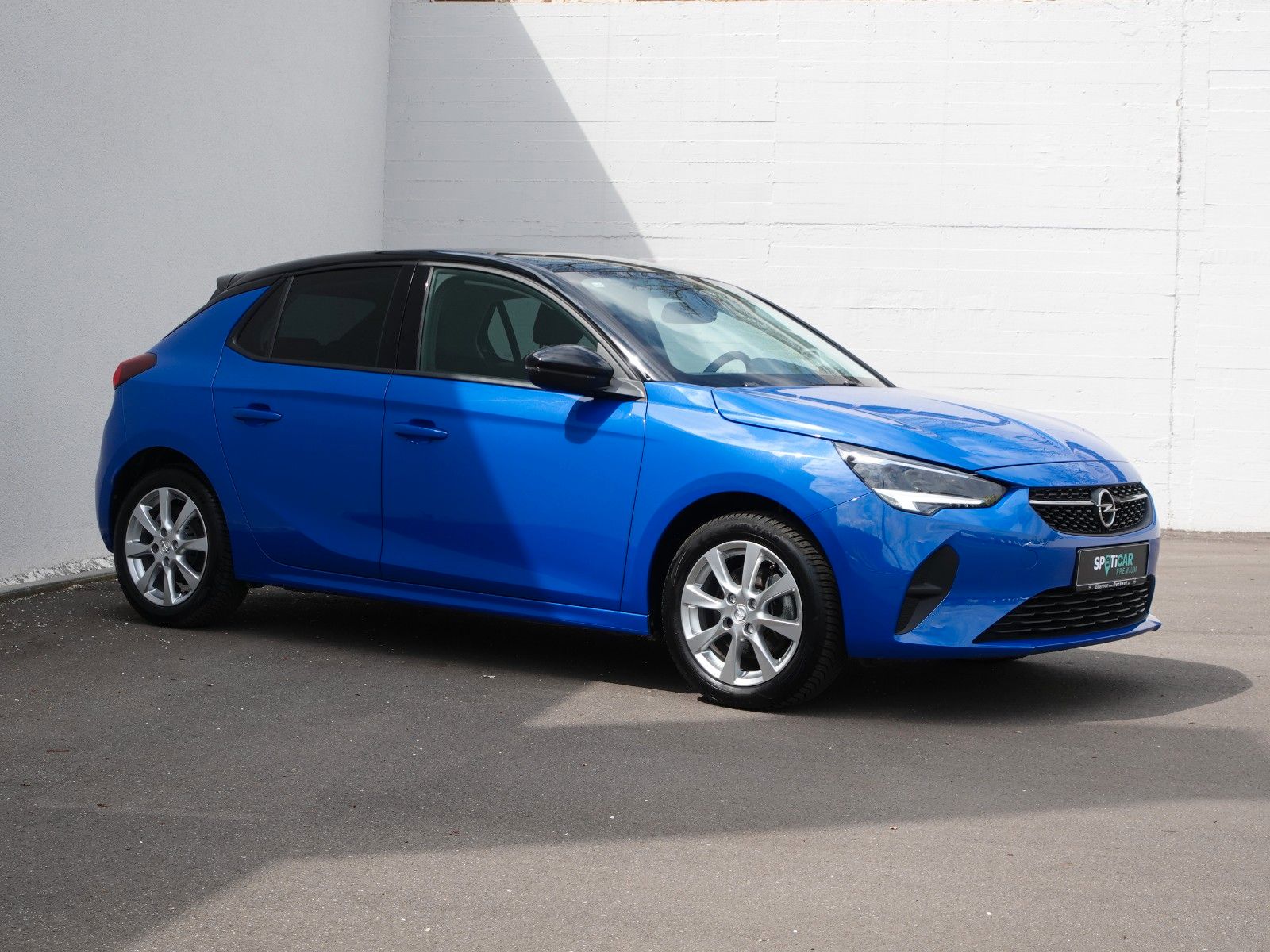 Fahrzeugabbildung Opel Corsa Edition 1.2T,Navi,Kamera,Sitzhzg,Allwetter