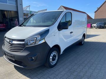 Opel Vivaro - 1