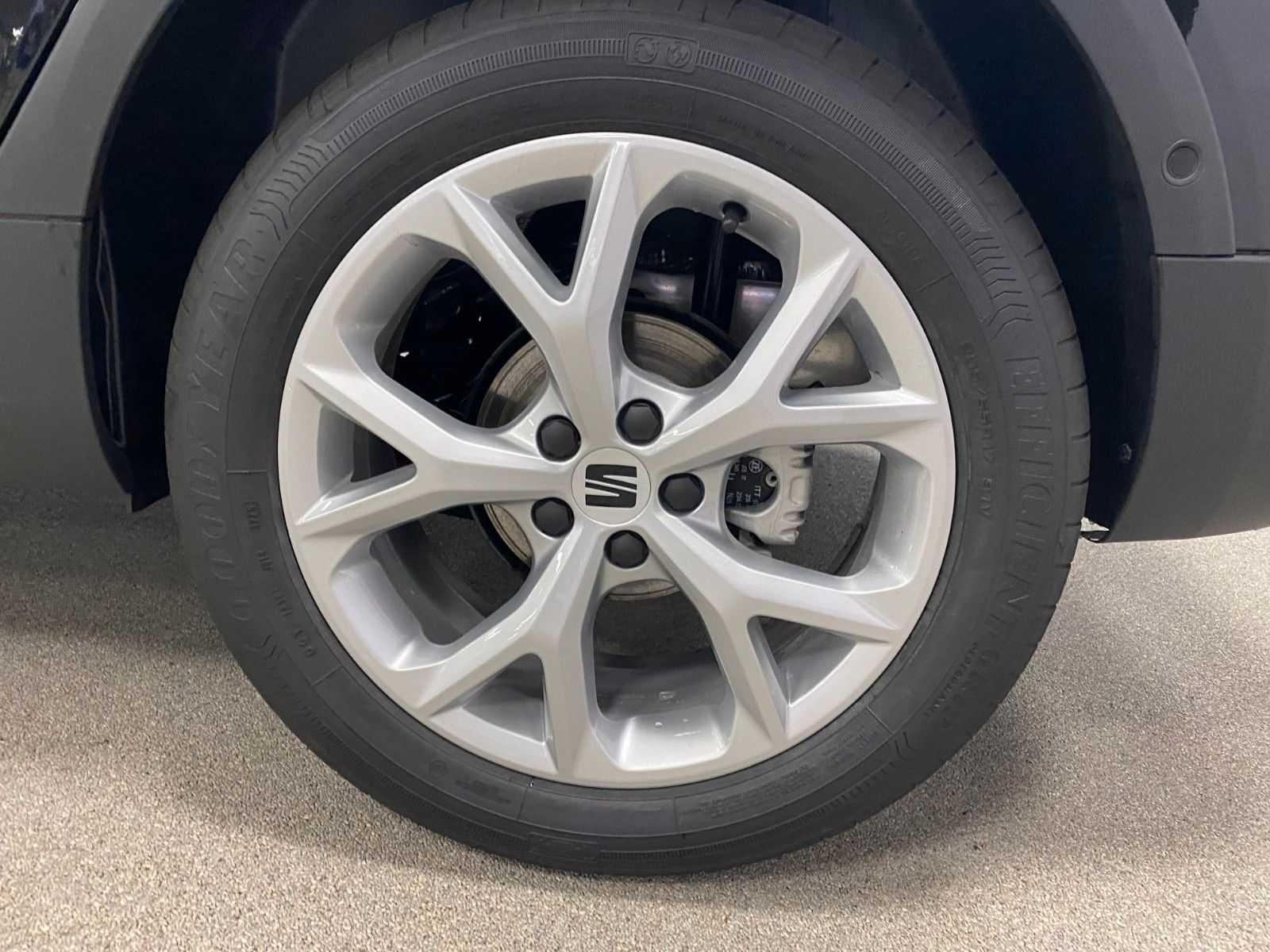 Fahrzeugabbildung SEAT Arona 1.0 TSI FR Garantie 2030+voll LED++KAMERA+