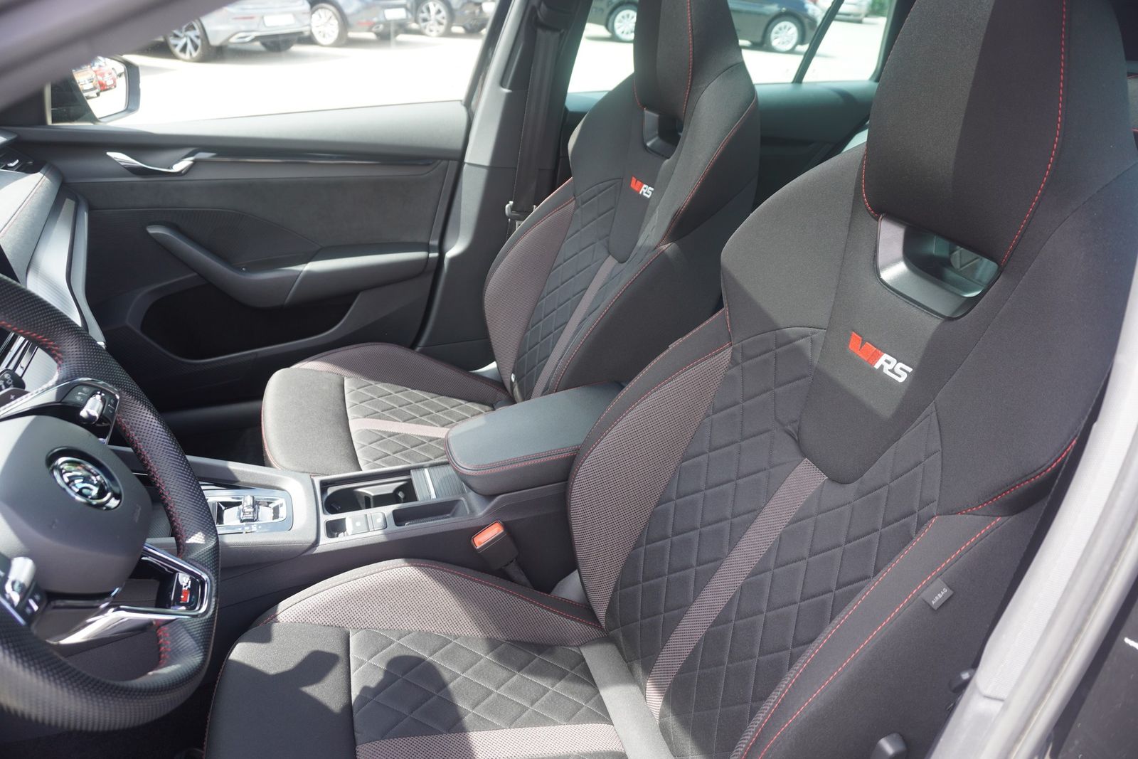 Skoda Octavia Combi 2.0 TSI RS DSG LED Navi Panorama foto 9