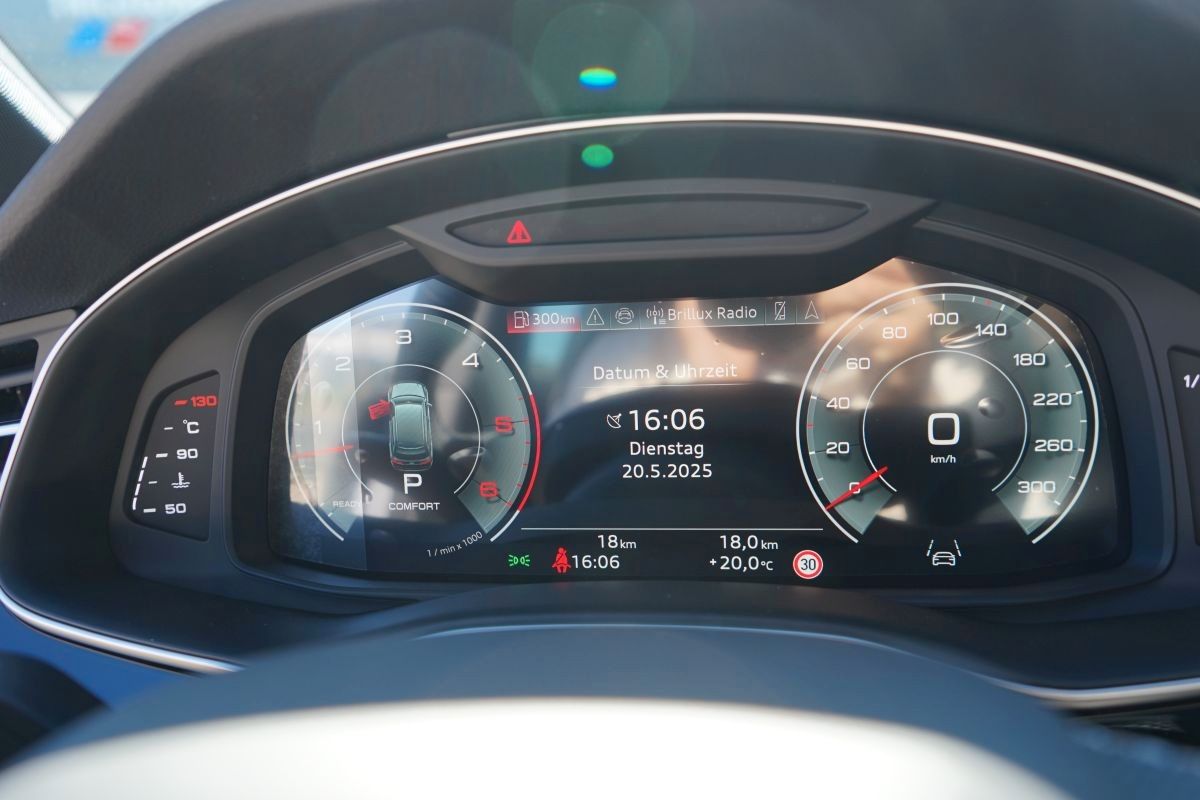 Fahrzeugabbildung Audi Q7 50 TDI Quattro S-line Plus*Pano*Head Up*360