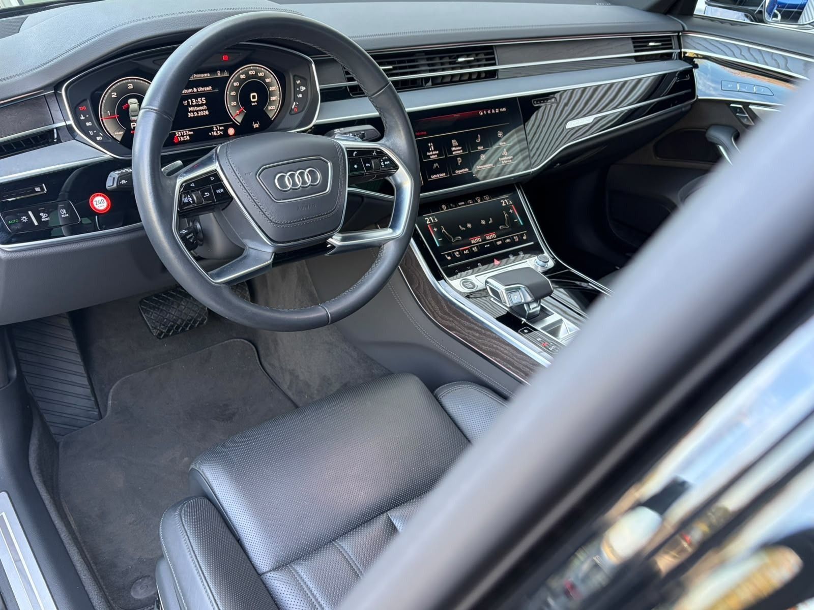 Audi A8 - Bild 12