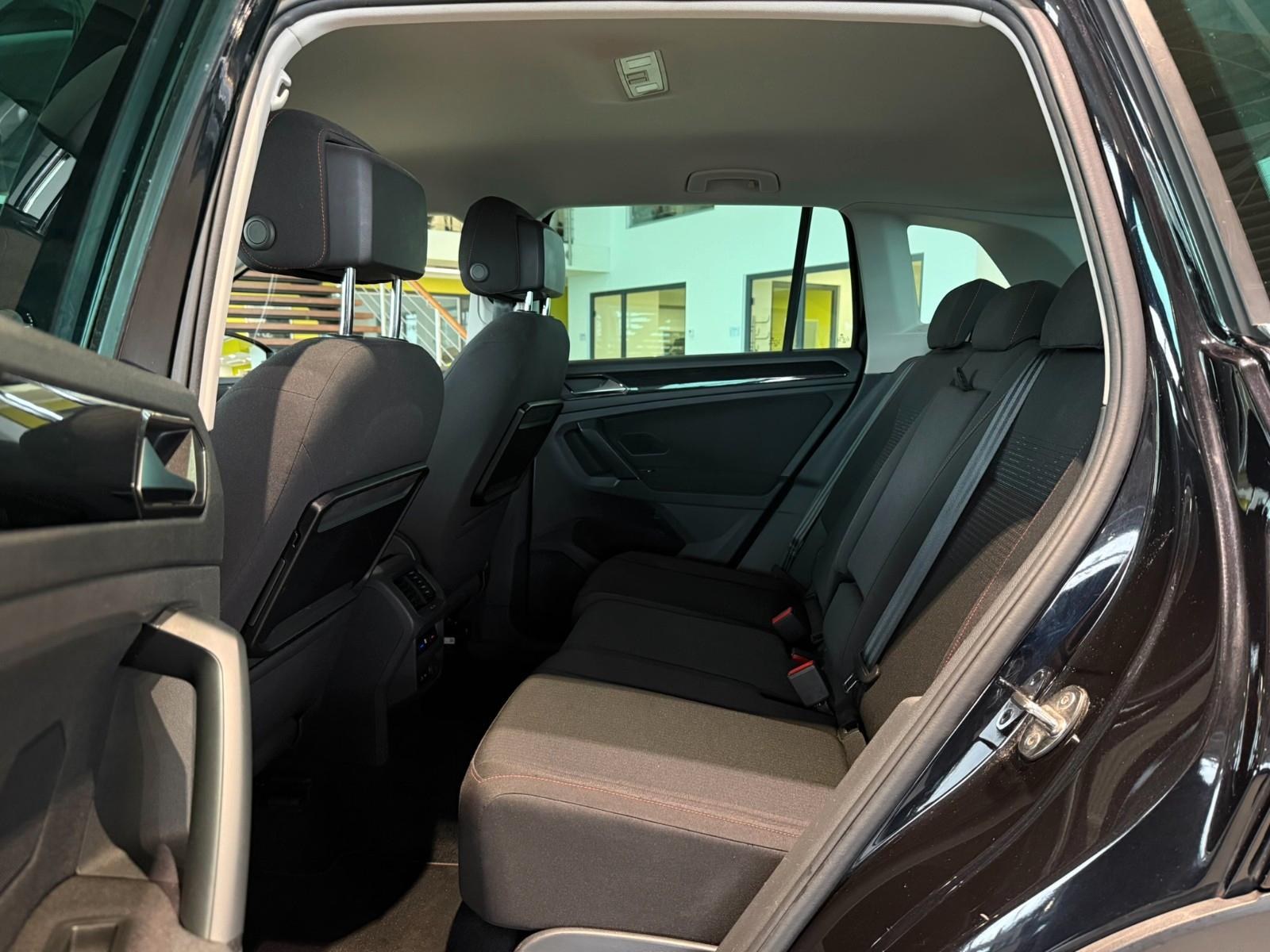 Volkswagen Tiguan Sound BMT/Start-Stopp*AHK*CarPlay*ACC*