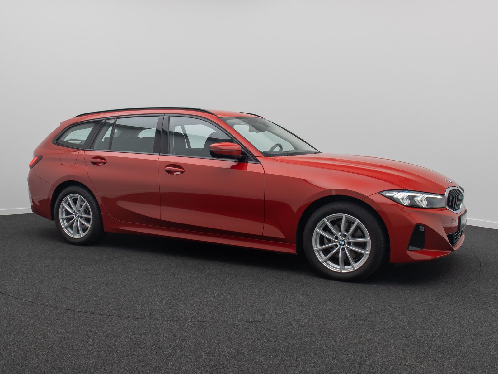 Fahrzeugabbildung BMW 320d xD DAB Alarm HUD HiFi Sportsitz Geschwindig