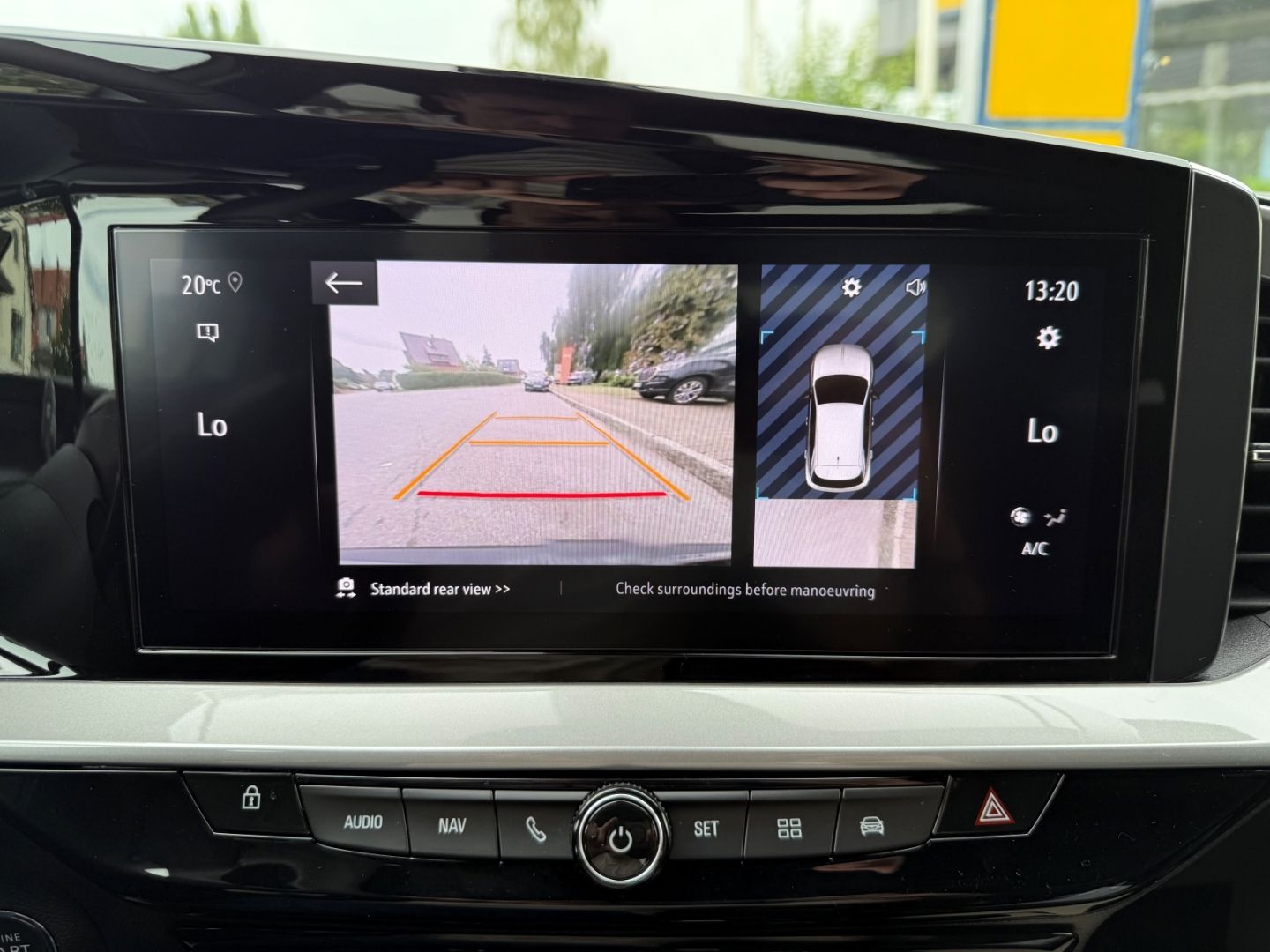 Fahrzeugabbildung Opel Mokka Ultimate 1.2 Turbo Leder+Kamera+Carplay