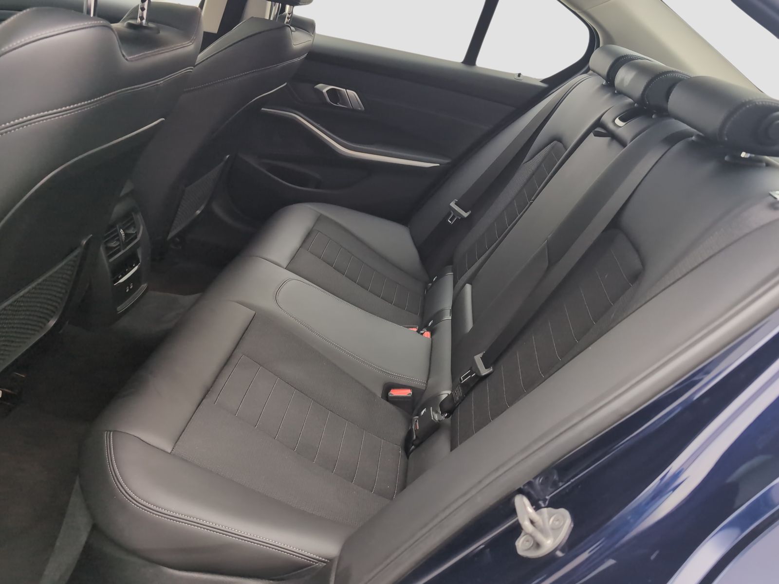 BMW 320d Limousine AHK LiveCockpitProf Kamera HiFi foto 8