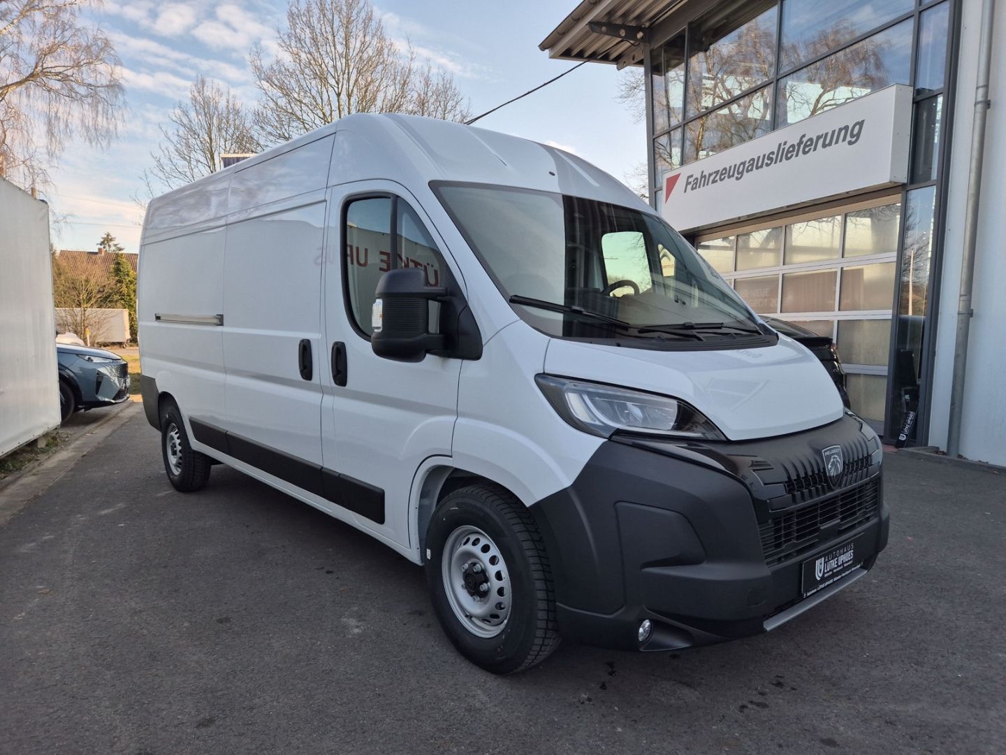 Fahrzeugabbildung Peugeot Boxer KW 35 L3H2 BlueHDi 140 AT AHK-abn. DAB