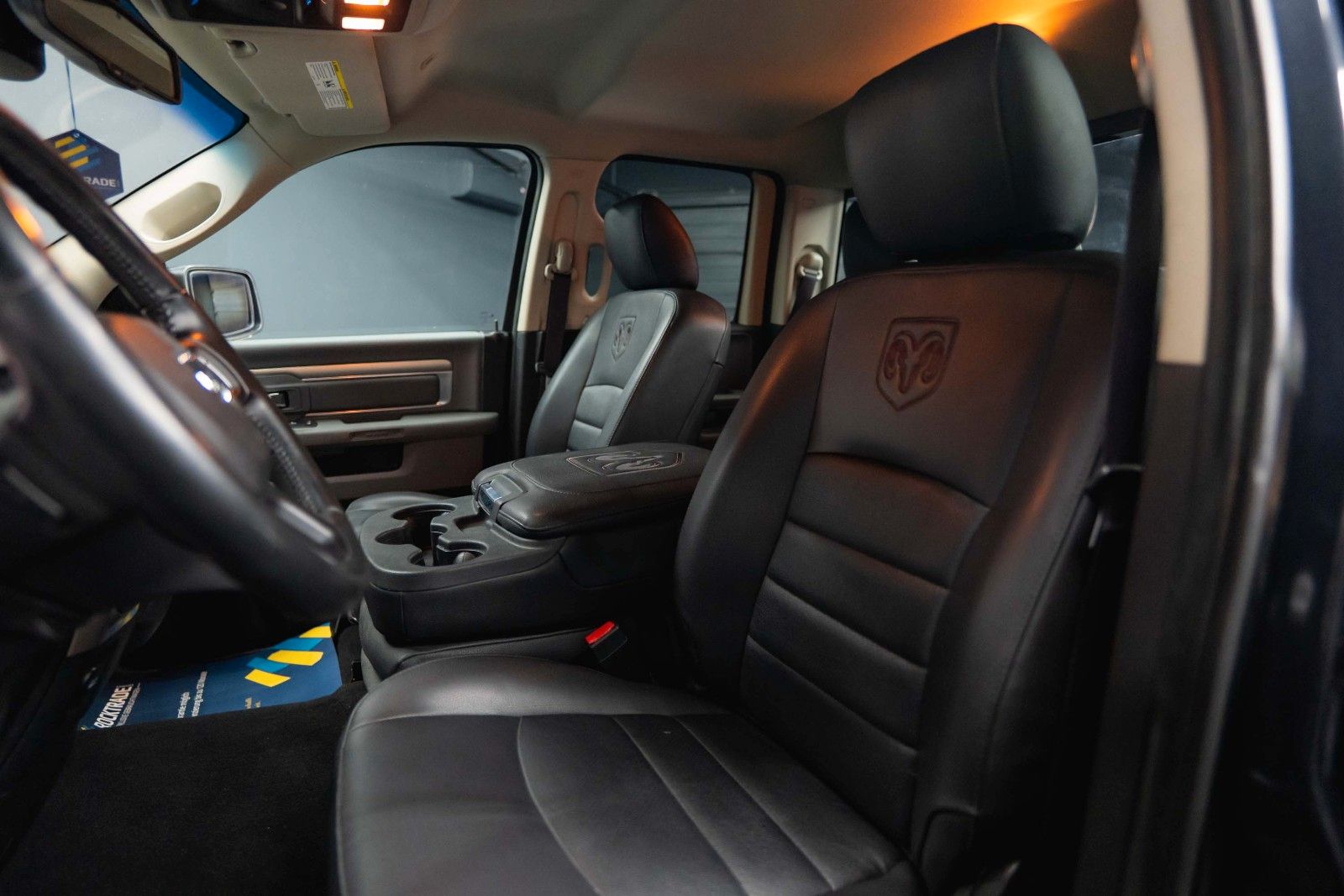 Fahrzeugabbildung Dodge RAM 5.7 V8 HEMI LPG PRINS | LONGBED | 20 Zoll