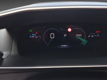 Peugeot 2008 - 11