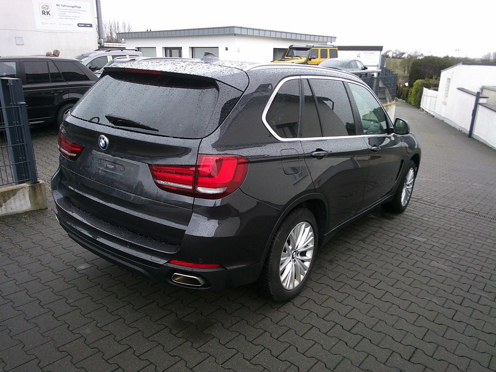 Fahrzeugabbildung BMW X5 xDrive 40 d F15 /  7-Sitzer