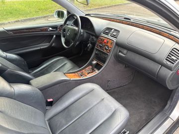 Mercedes CLK 200 - 11