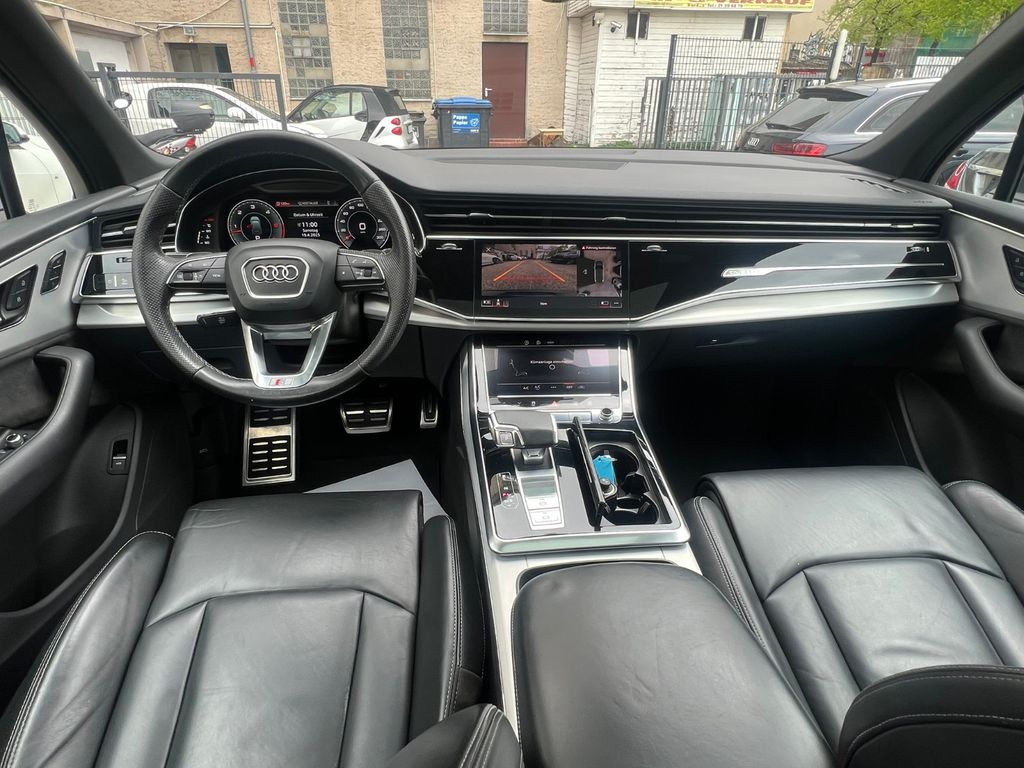 Audi Q7 50 TDI Quattro 3x S line*Pano*7.Sitzer*Matrix