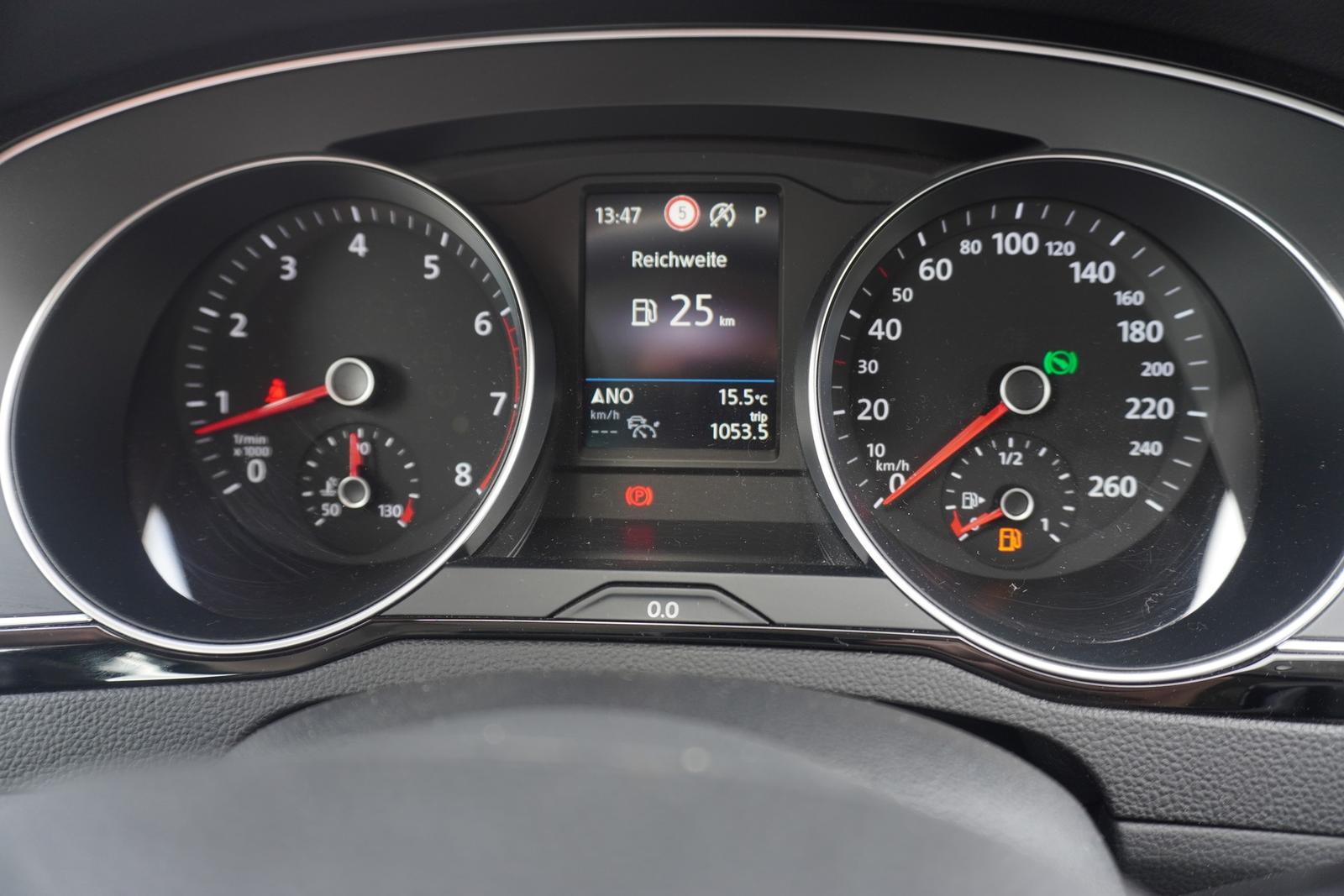 Volkswagen Passat 1.5 TSI DSG Business LED ACC Navi, миниатюра 26