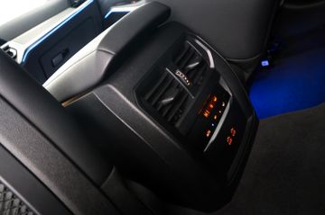 BMW 330d xDrive Touring M Sport PANO HUD RFK AHK 19"