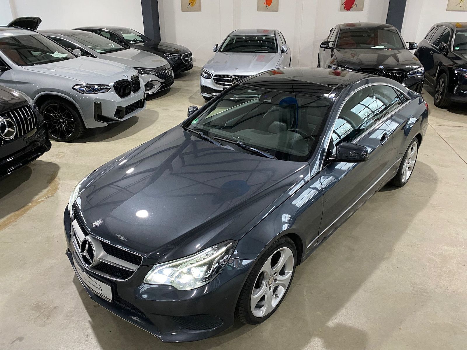 Fahrzeugabbildung Mercedes-Benz E 220 d BlueTec Sport/Leder/Pano/LED/1.Hand/