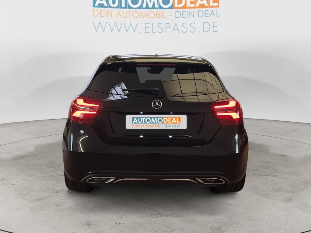 Mercedes-Benz A 250 BlueEfficiency Urban AUTOMATIK NAV LED SIT