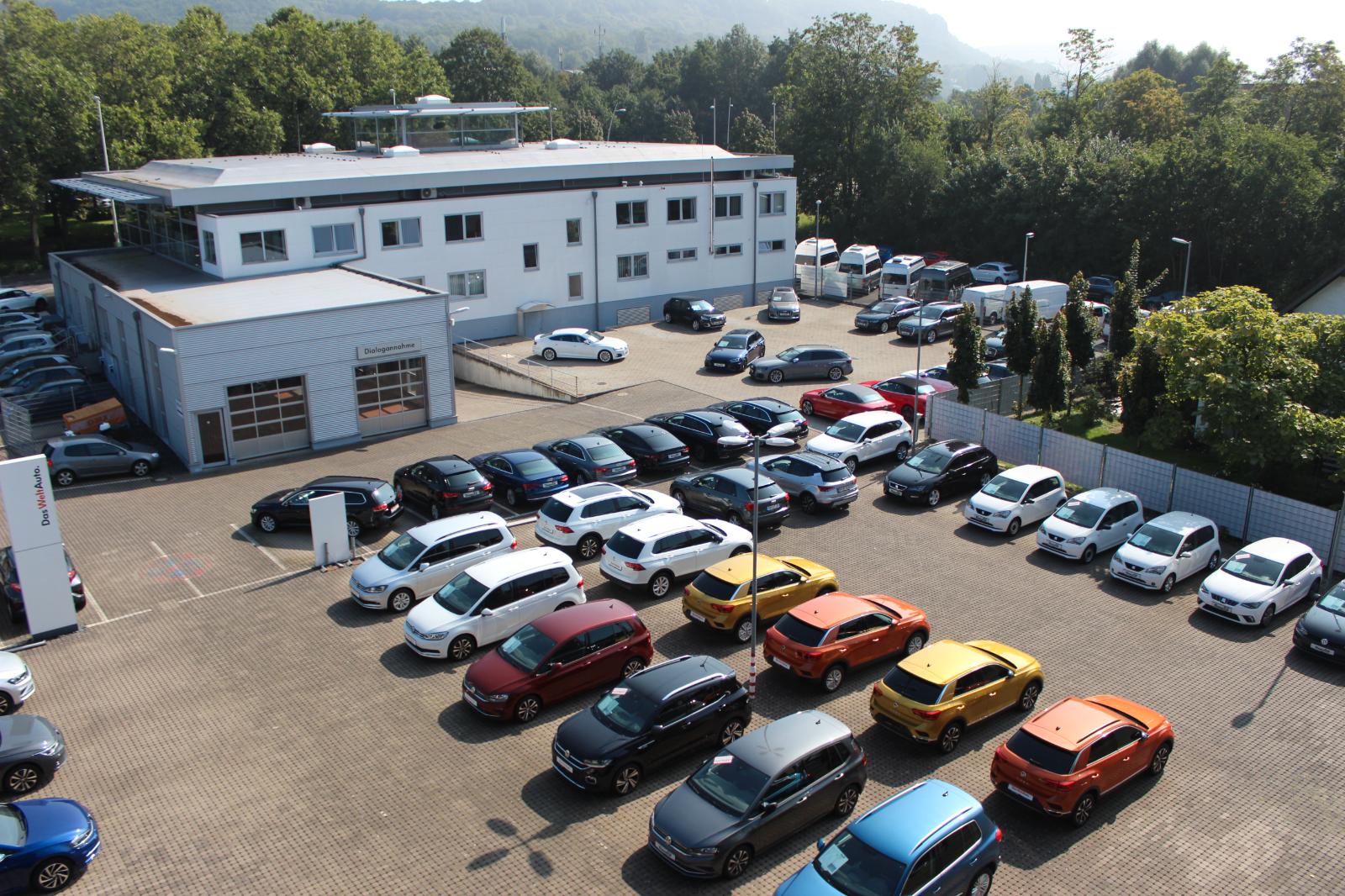 showroom-image-main