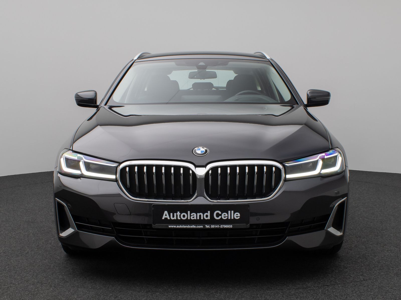 Fahrzeugabbildung BMW 530e  Luxury Line Kamera Laser HUD HiFi Komfort