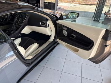 صورة مصغرة 20 لـ 2016 Aston Martin DB11