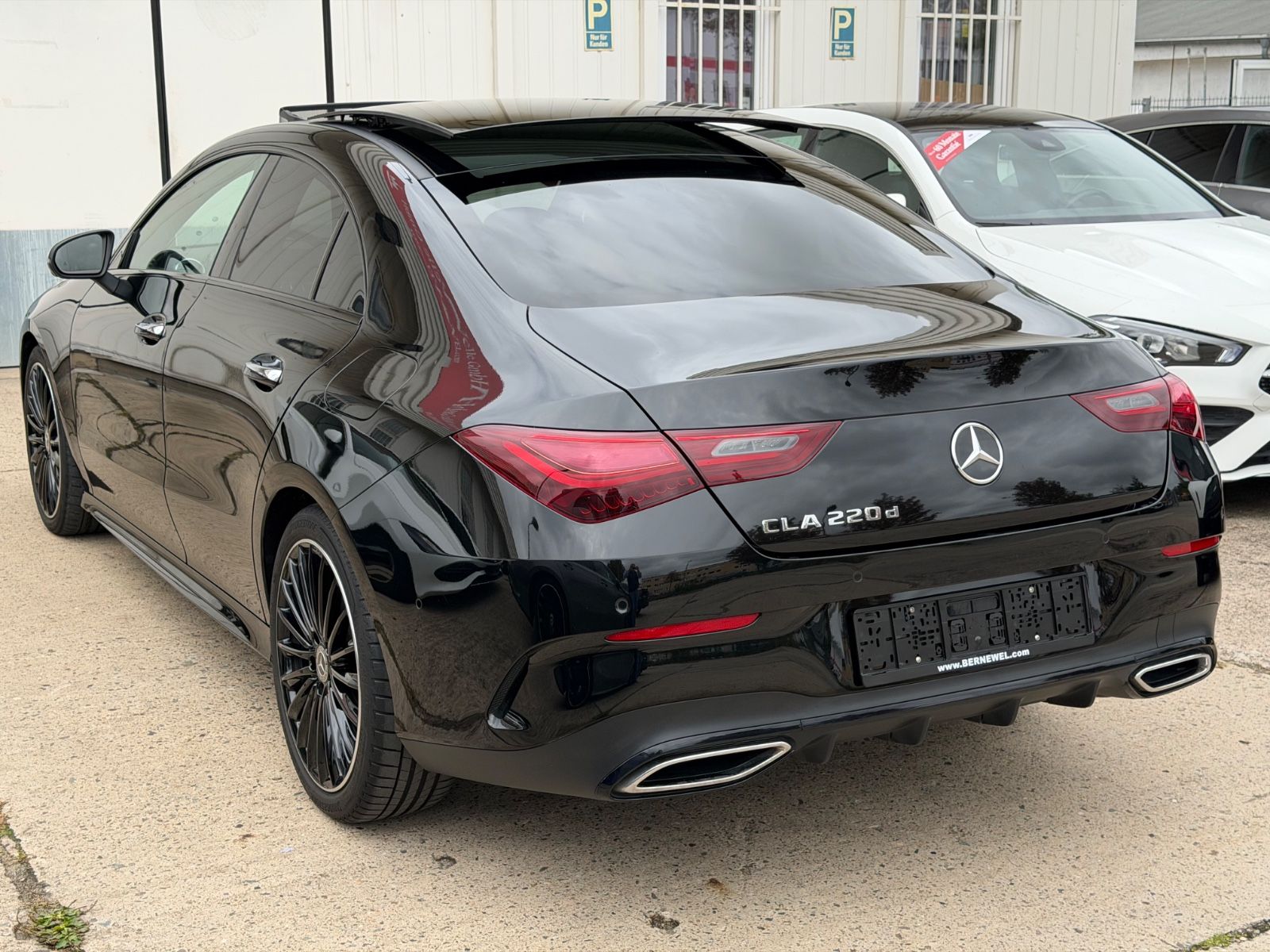 Mercedes-Benz CLA220d AMG Memory_360_Pano_HuD_Burmester_Keyles foto 5