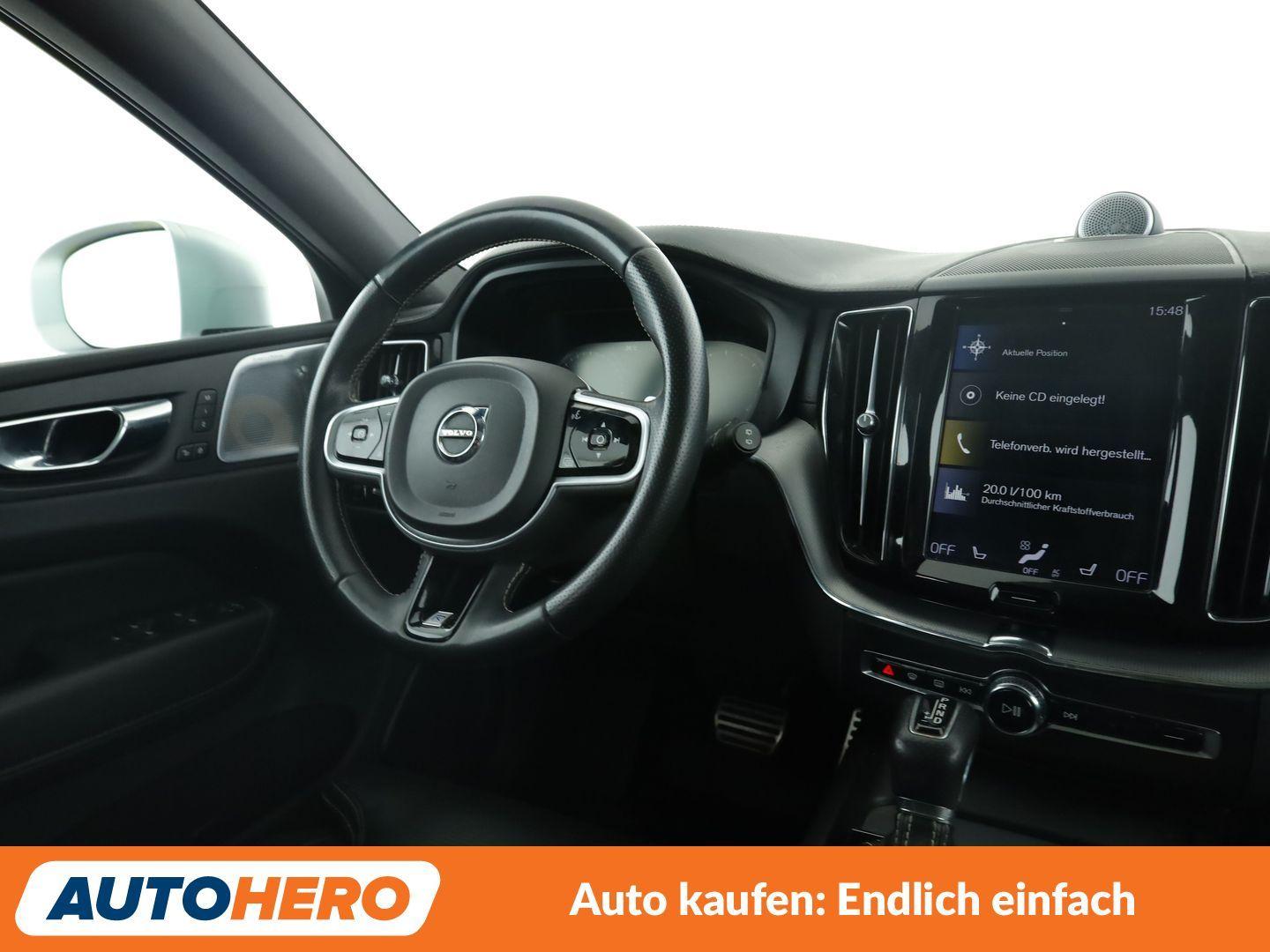 Volvo XC60 2.0 D5 R Design AWD Aut.*NAVI*HEAD-UP*LED*