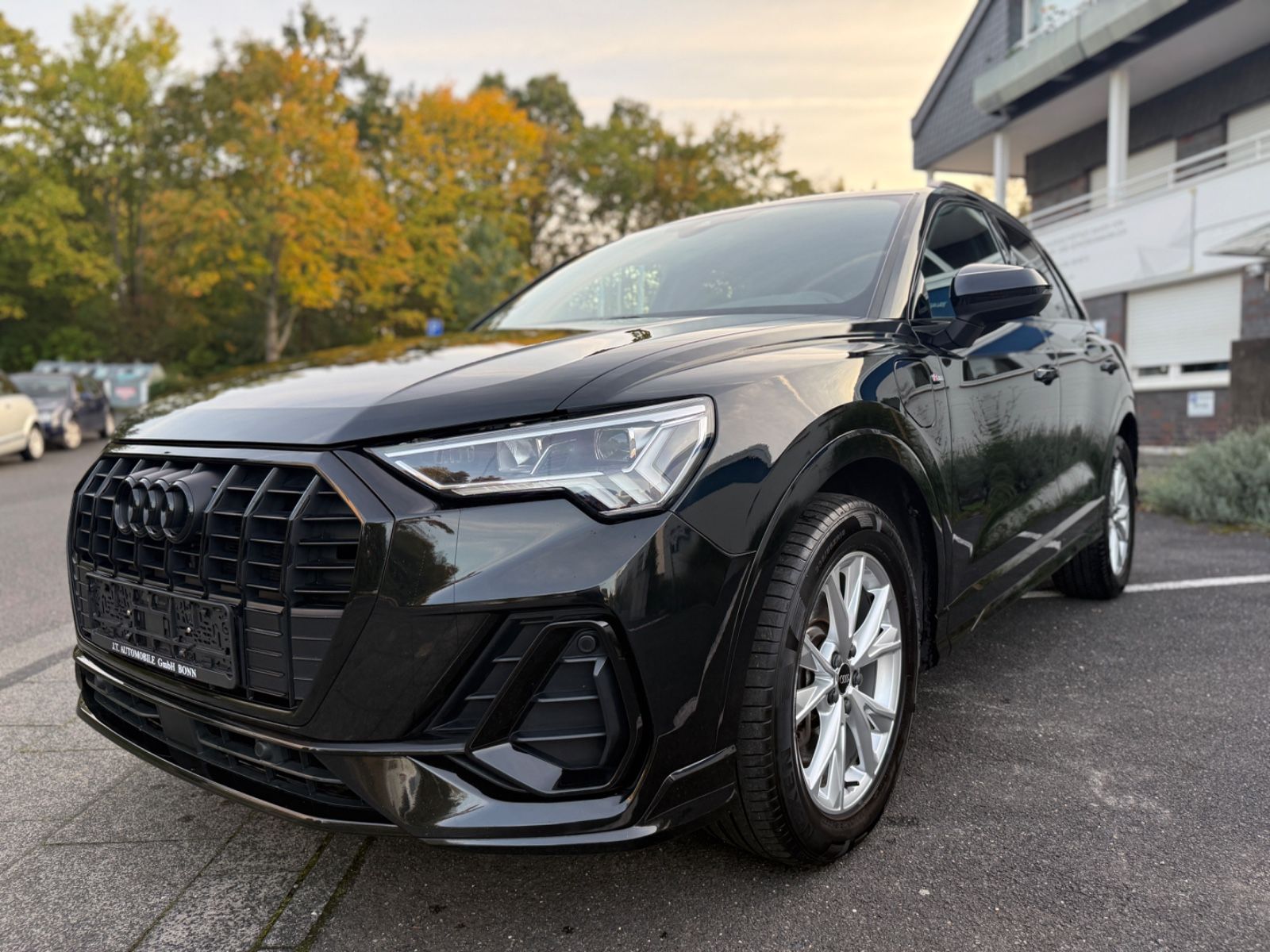 Audi Q3 45 TFSI e S line,Auto,Leder,blak Edition imagem 3