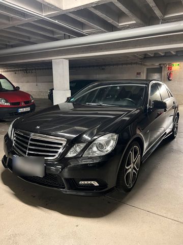 Mercedes-Benz E250 CDI AMG-Paket