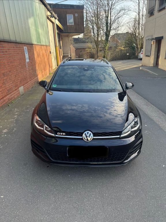 Image of Volkswagen Golf