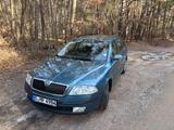 Skoda Octavia Combi 1.6 FSI Ambiente Ambiente - Skoda Octavia: Fsi