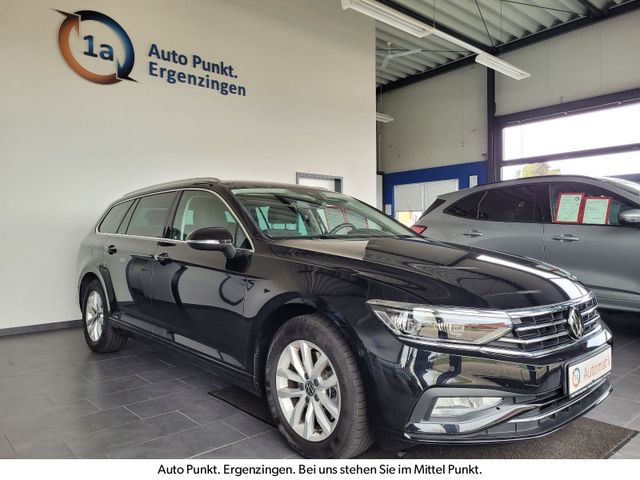 Volkswagen Passat 1,5 TSI DSG Business Variant m. Navi/AHK