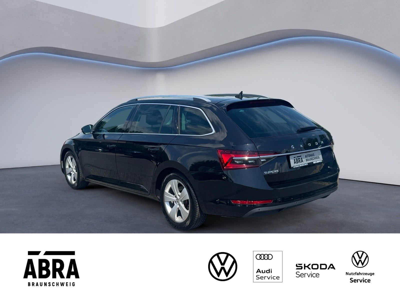 Skoda Superb Combi 2.0 TDI Style DSG LED+AHK+ACC+PDC imagem 3